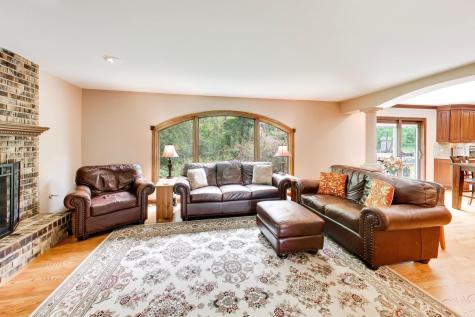 2302 Lisa Court Palatine IL 60067