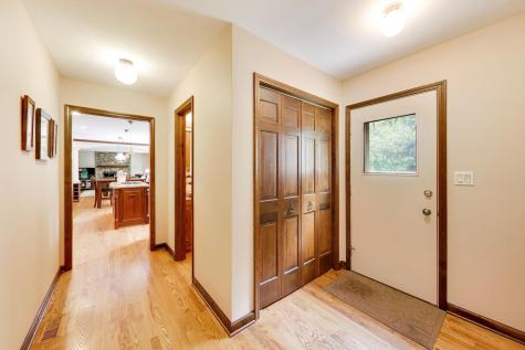 2302 Lisa Court Palatine IL 60067