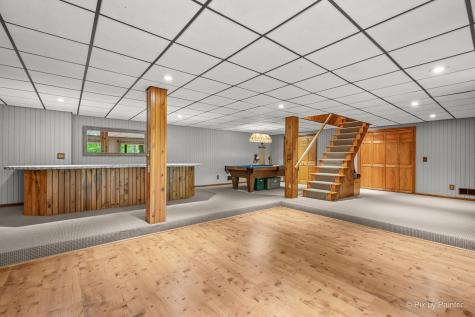 655 Oakview Drive Algonquin IL 60102