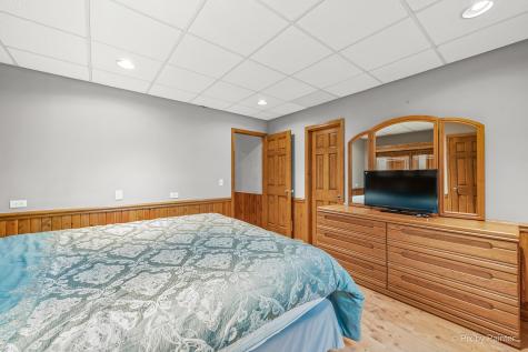 655 Oakview Drive Algonquin IL 60102