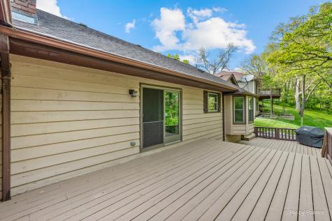 655 Oakview Drive Algonquin IL 60102