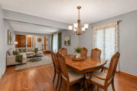 655 Oakview Drive Algonquin IL 60102