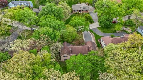 655 Oakview Drive Algonquin IL 60102