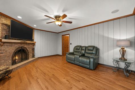 655 Oakview Drive Algonquin IL 60102