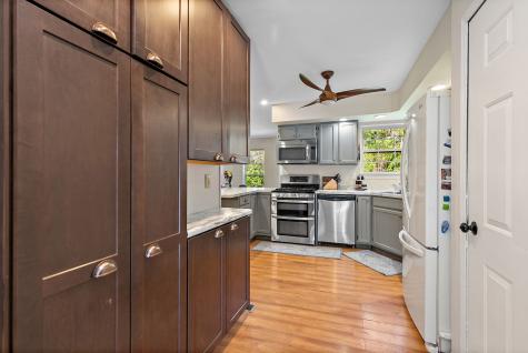 213 South West Griffin Place Poplar Grove IL 61065