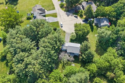 213 South West Griffin Place Poplar Grove IL 61065