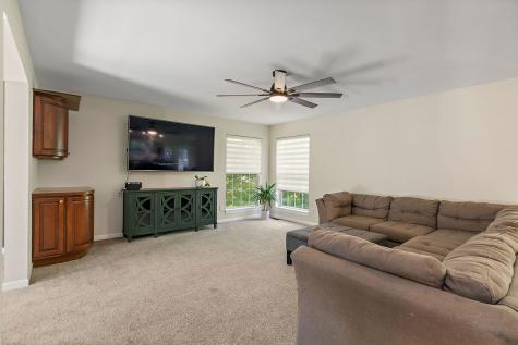 213 South West Griffin Place Poplar Grove IL 61065