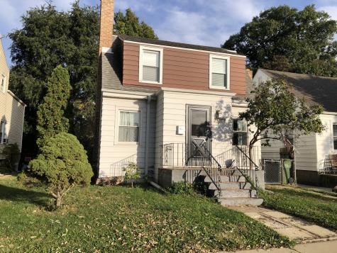 9545 South Troy Avenue Evergreen Park IL 60805