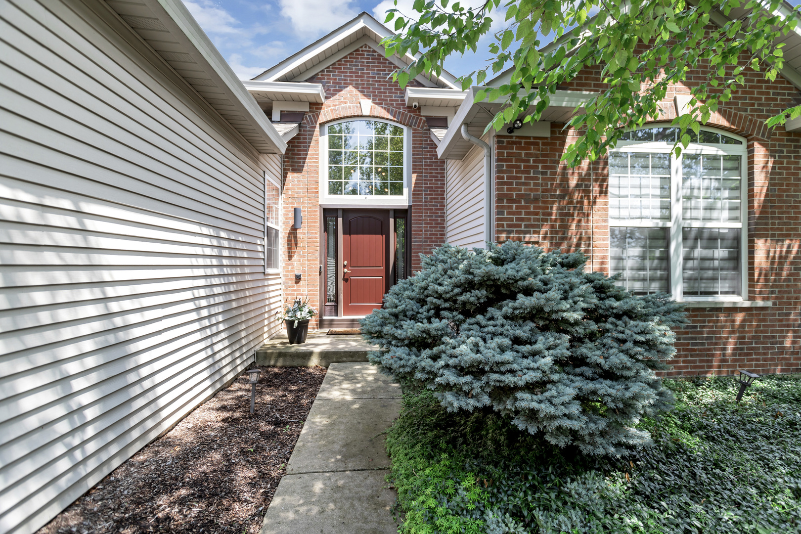 1650 Foster Circle Algonquin IL 60102