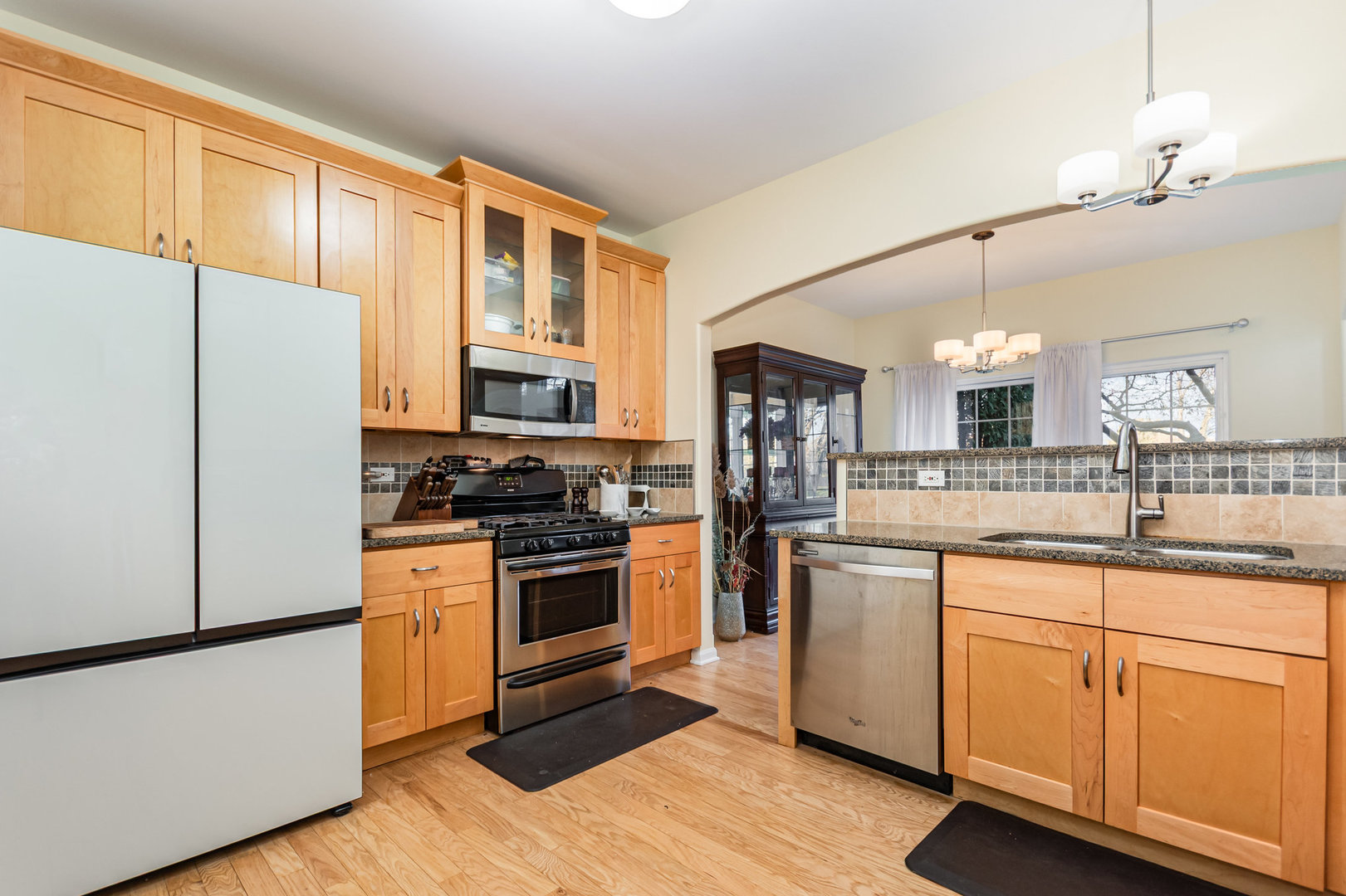 8 Lily Court Bolingbrook IL 60440