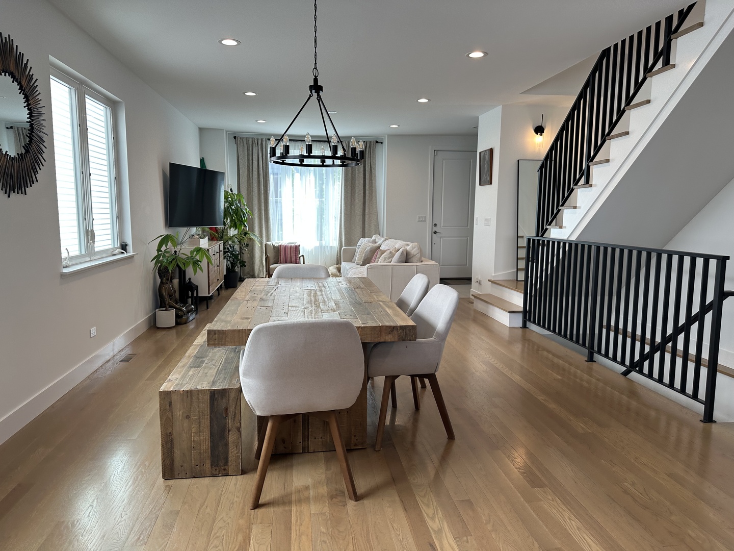 2528 West Polk Street Chicago IL 60612