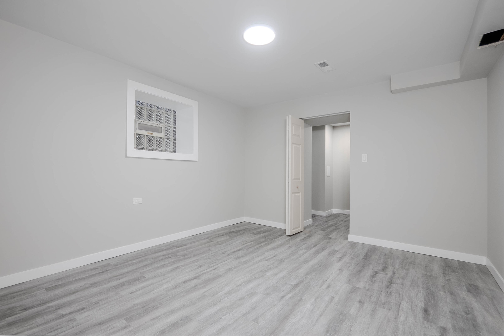 7345 South Bennett Avenue Chicago IL 60649