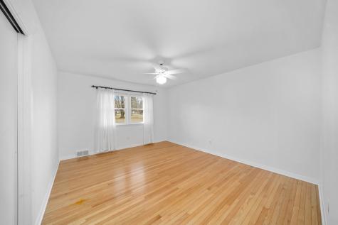 917 Sunset Avenue Earlville IL 60518