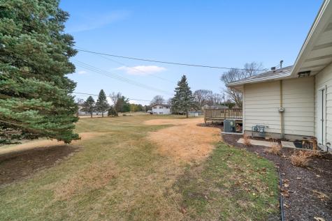 917 Sunset Avenue Earlville IL 60518
