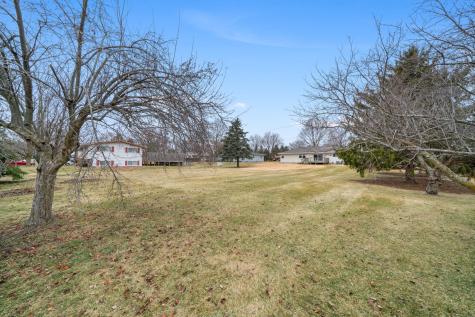 917 Sunset Avenue Earlville IL 60518
