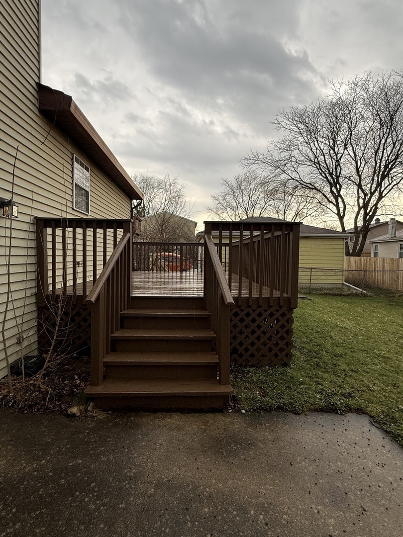 252 Yellow Pine Drive Bolingbrook IL 60440