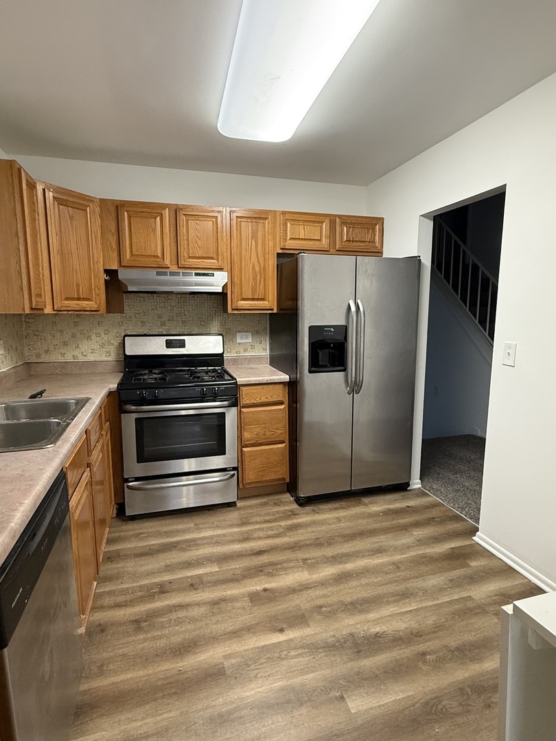 252 Yellow Pine Drive Bolingbrook IL 60440