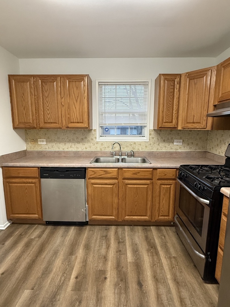 252 Yellow Pine Drive Bolingbrook IL 60440