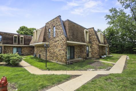 2130 Country Club Drive Woodridge IL 60517