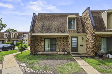 2130 Country Club Drive Woodridge IL 60517