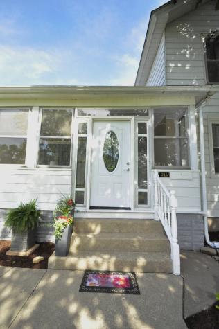 215 South Wasson Street Streator IL 61364