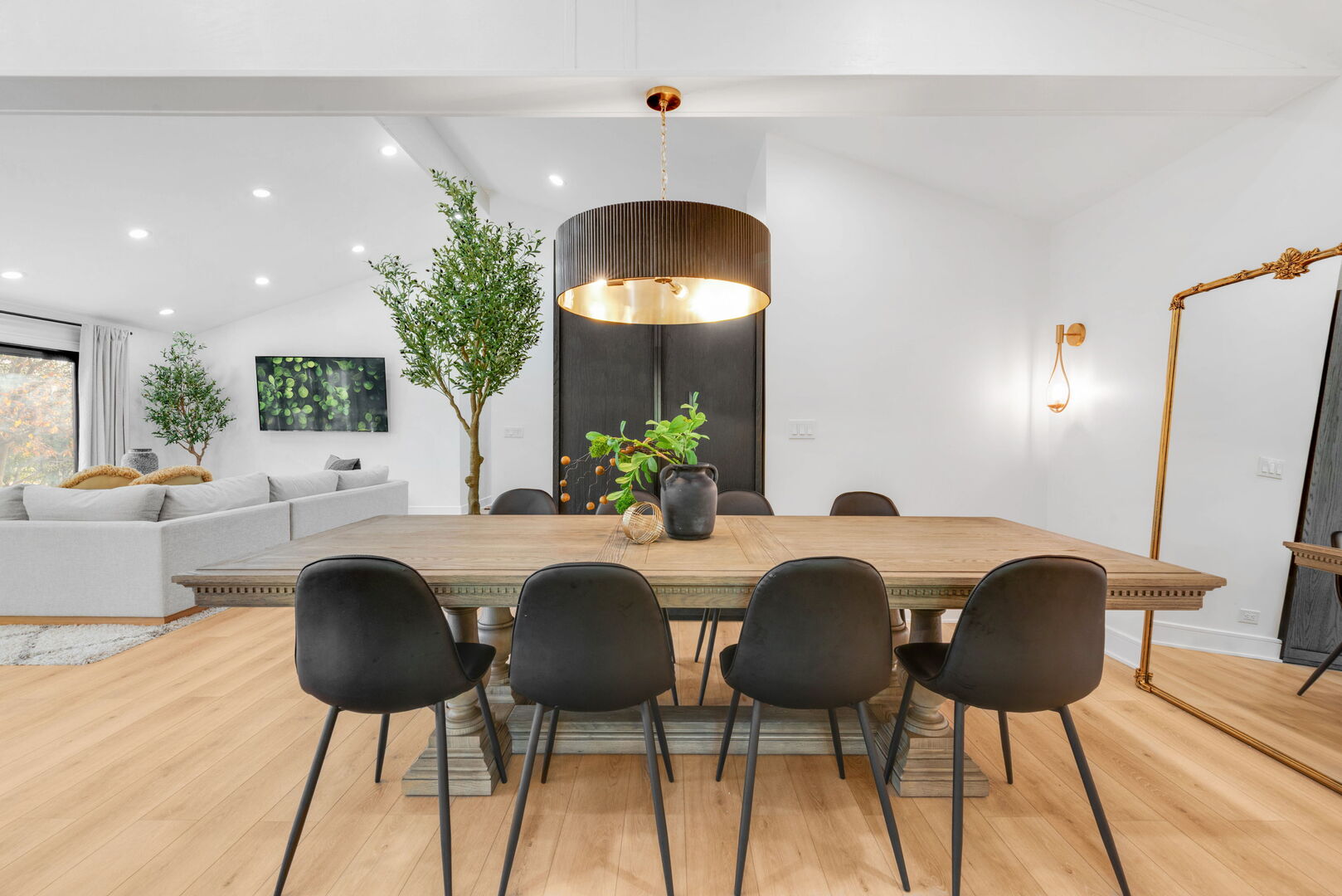 2S709 Avenue Chateaux Drive Oak Brook IL 60523