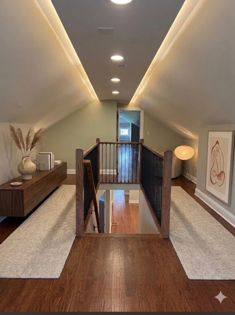 8015 South Paxton Avenue Chicago IL 60617