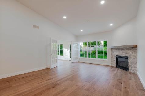 43 Yukon Circle Bloomington IL 61705