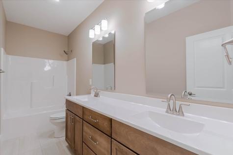 43 Yukon Circle Bloomington IL 61705