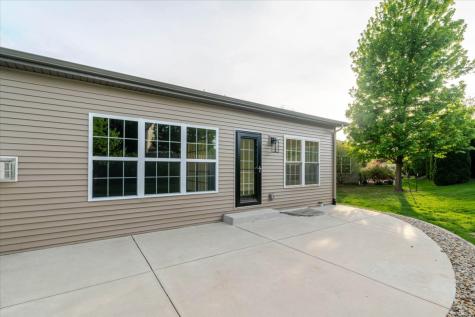 43 Yukon Circle Bloomington IL 61705