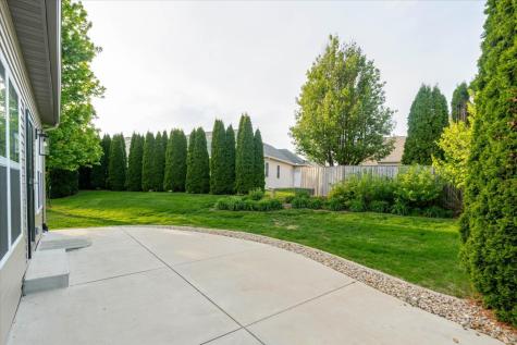 43 Yukon Circle Bloomington IL 61705