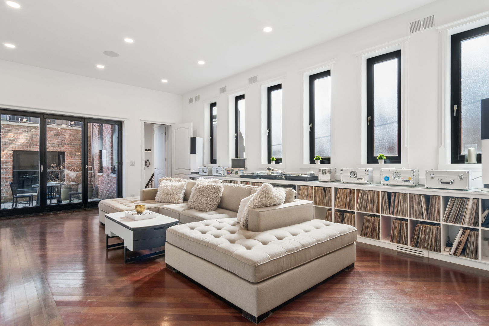 1939 North Bissell Street Chicago IL 60614