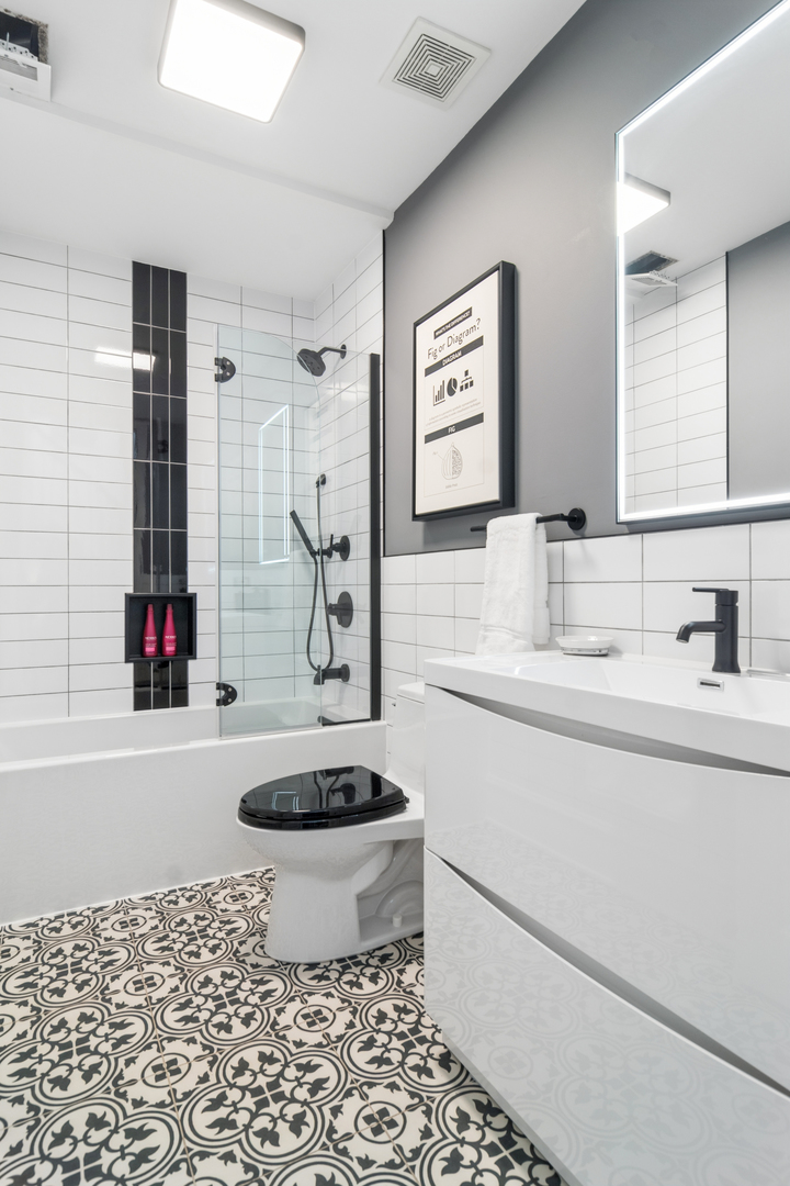 1939 North Bissell Street Chicago IL 60614