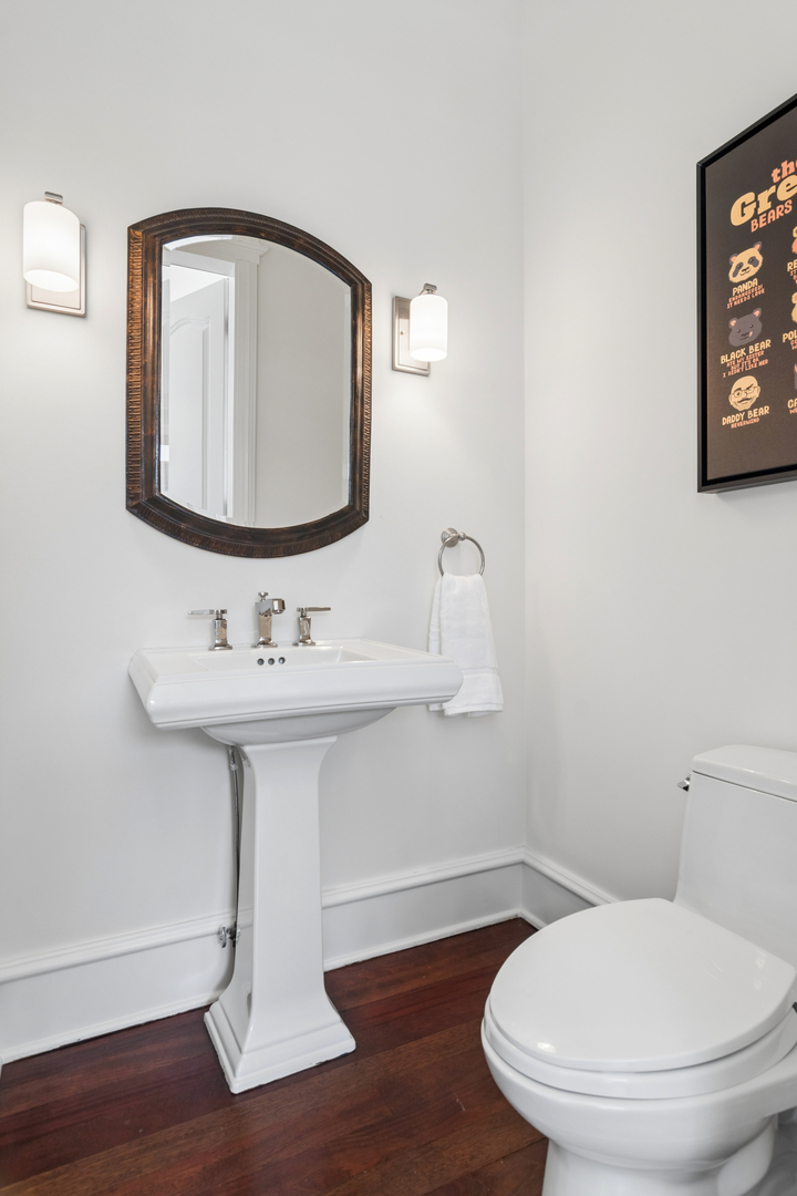 1939 North Bissell Street Chicago IL 60614