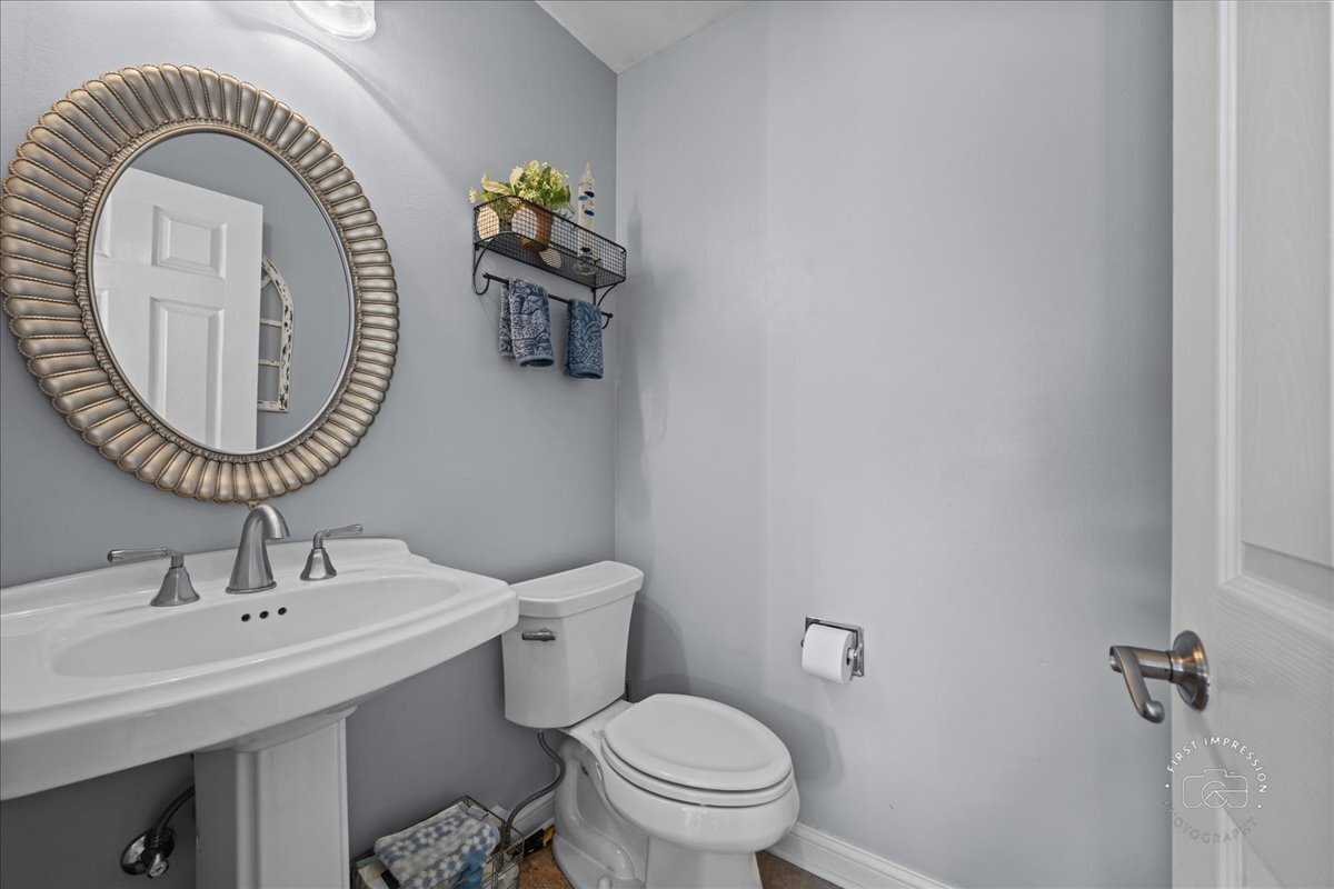 2138 Derby Court Wheaton IL 60189