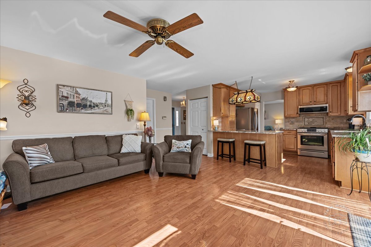 2138 Derby Court Wheaton IL 60189