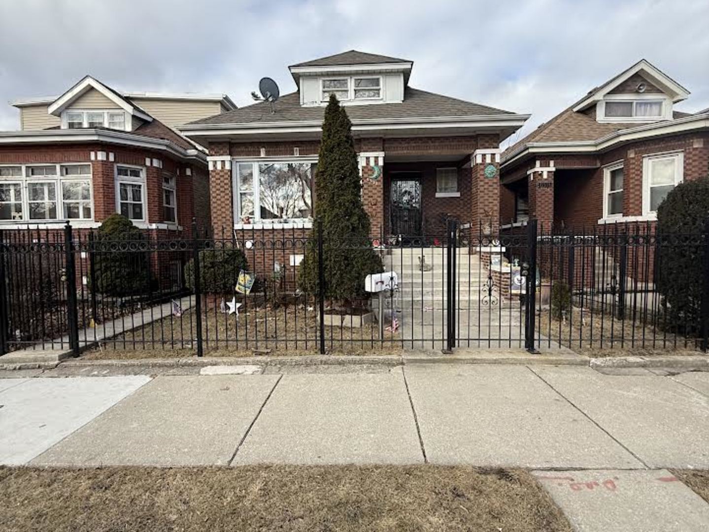 6518 South Fairfield Avenue Chicago IL 60629