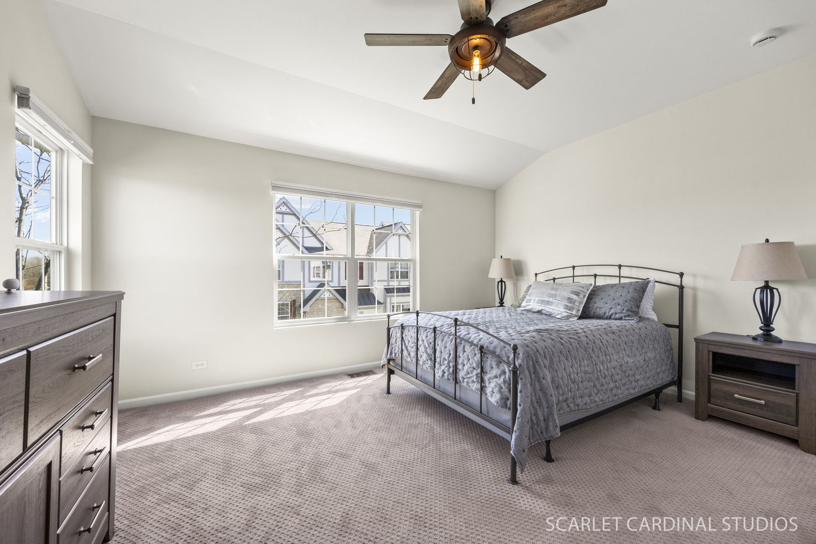 259 Bennett Drive Carol Stream IL 60188