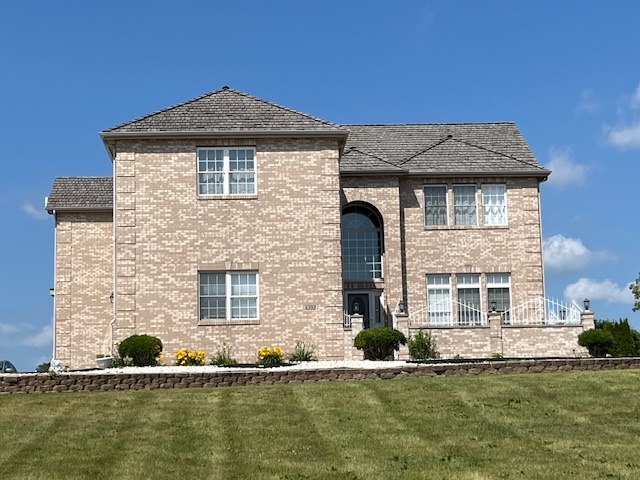 8303 Appaloosa Lane Spring Grove IL 60081