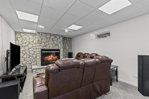 8303 Appaloosa Lane Spring Grove IL 60081