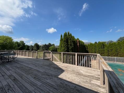 8303 Appaloosa Lane Spring Grove IL 60081