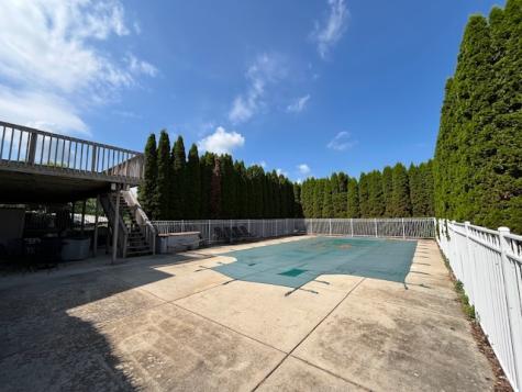 8303 Appaloosa Lane Spring Grove IL 60081