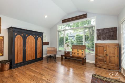 1126 Kings Point Court Naperville IL 60563