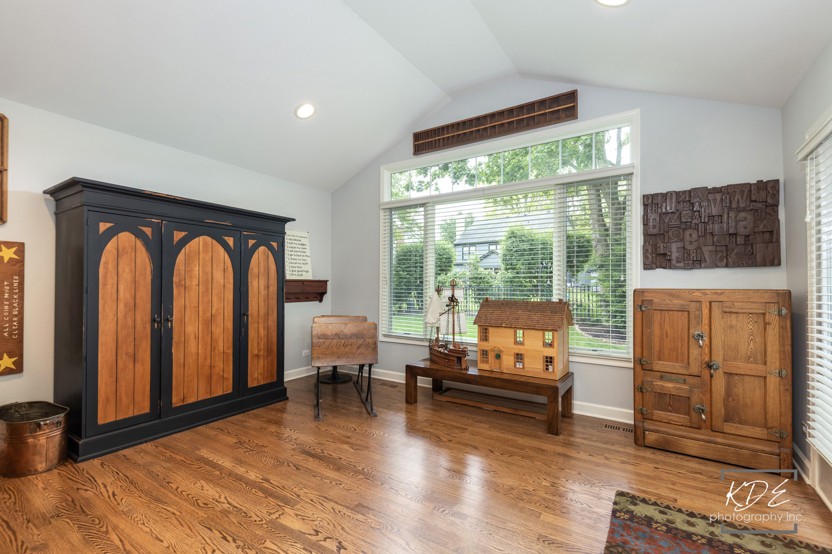 1126 Kings Point Court Naperville IL 60563