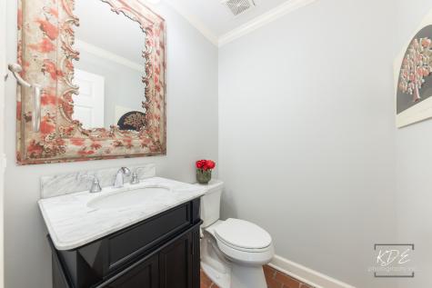 1126 Kings Point Court Naperville IL 60563