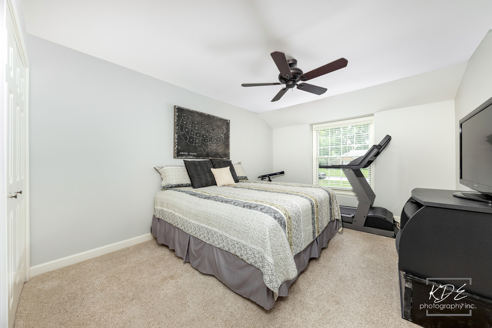 1126 Kings Point Court Naperville IL 60563