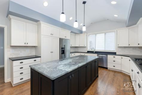 1126 Kings Point Court Naperville IL 60563