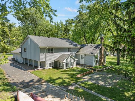 52 Deerpath Road Deer Park IL 60010