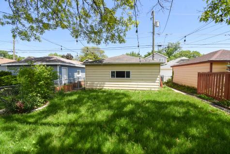 1437 Maple Avenue Berwyn IL 60402