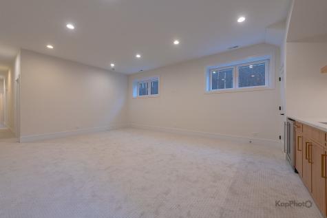 4015 North Albany Avenue Chicago IL 60618